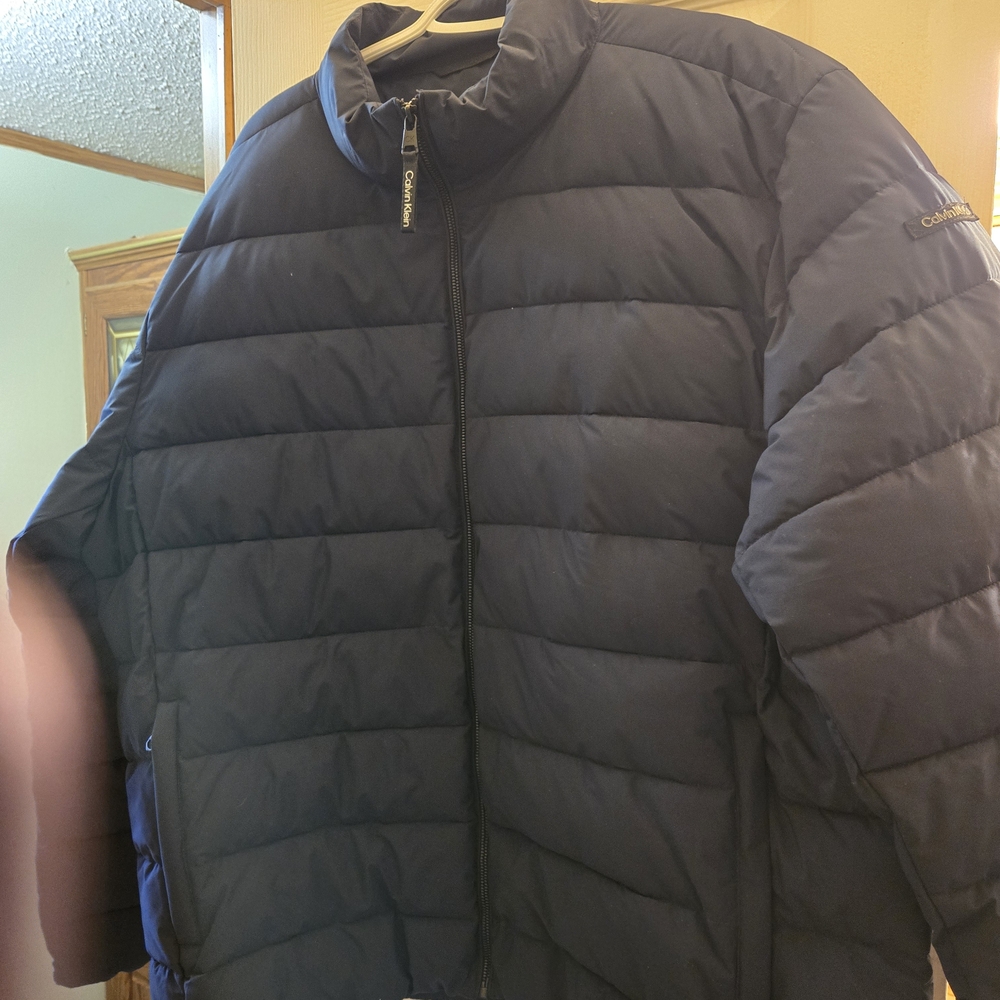 Calvin Klein Men's Dark Blue Puffer Coat